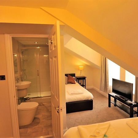 Gail'S Guest House Баррі Екстер'єр фото